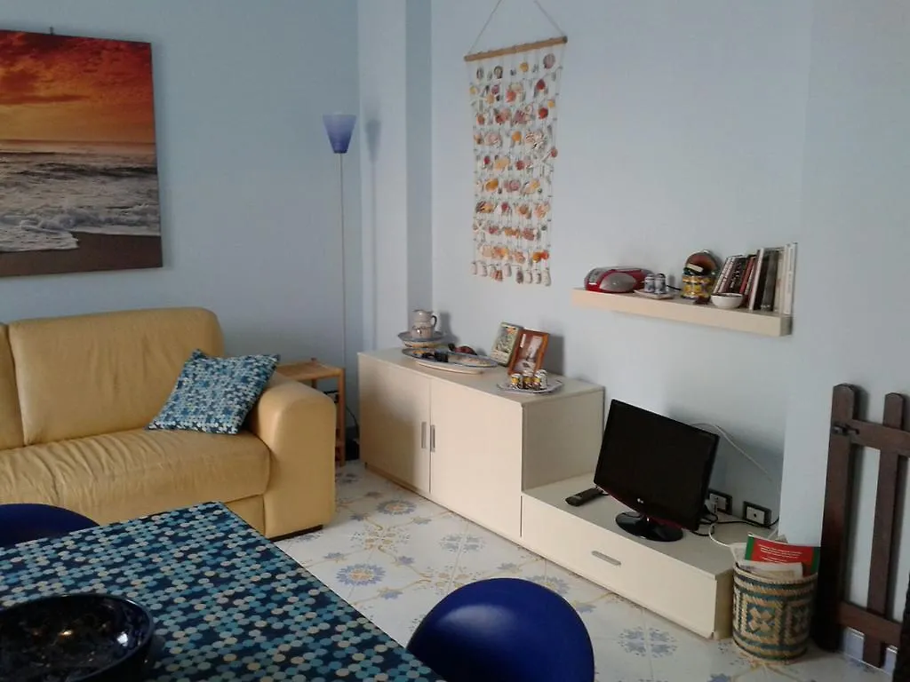 דירות סן ויטו לו קאפו Villino Messina איטליה