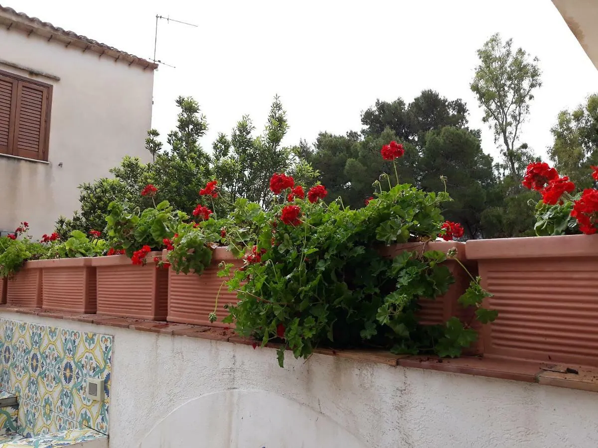 דירות סן ויטו לו קאפו Villino Messina